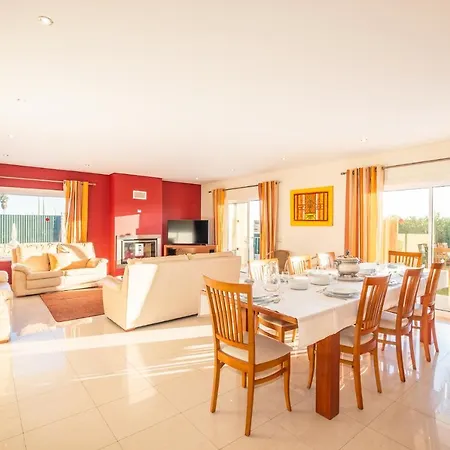Villa Cordeiro - Heated Pool - Free Wi-Fi - Air Con Guia  Exterior photo