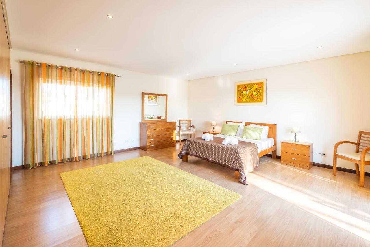 Cordeiro - Heated Pool - Free Wi-fi - Air Con Villa
