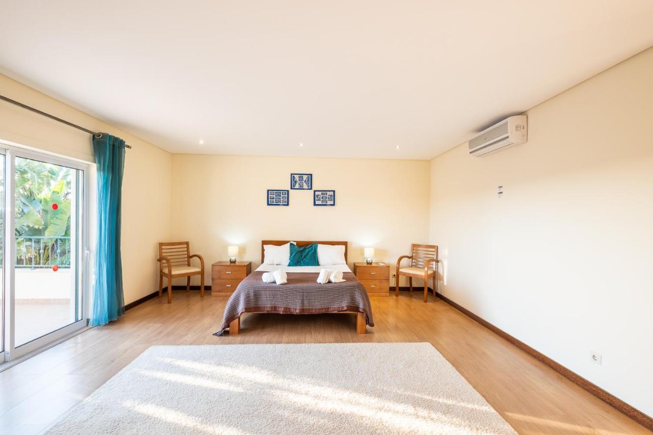 Cordeiro - Heated Pool - Free Wi-fi - Air Con Villa *