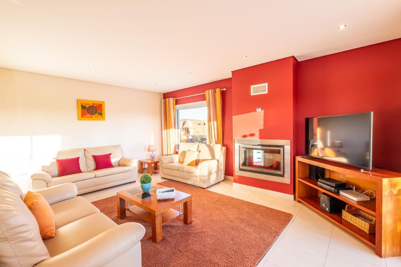 Villa Cordeiro - Heated Pool - Free Wi-fi - Air Con *