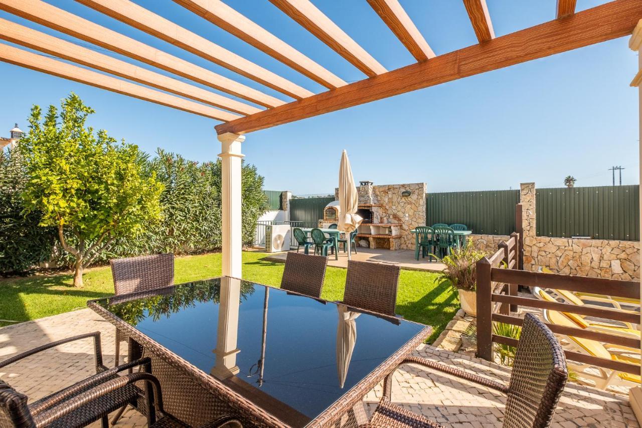 Cordeiro - Heated Pool - Free Wi-fi - Air Con
