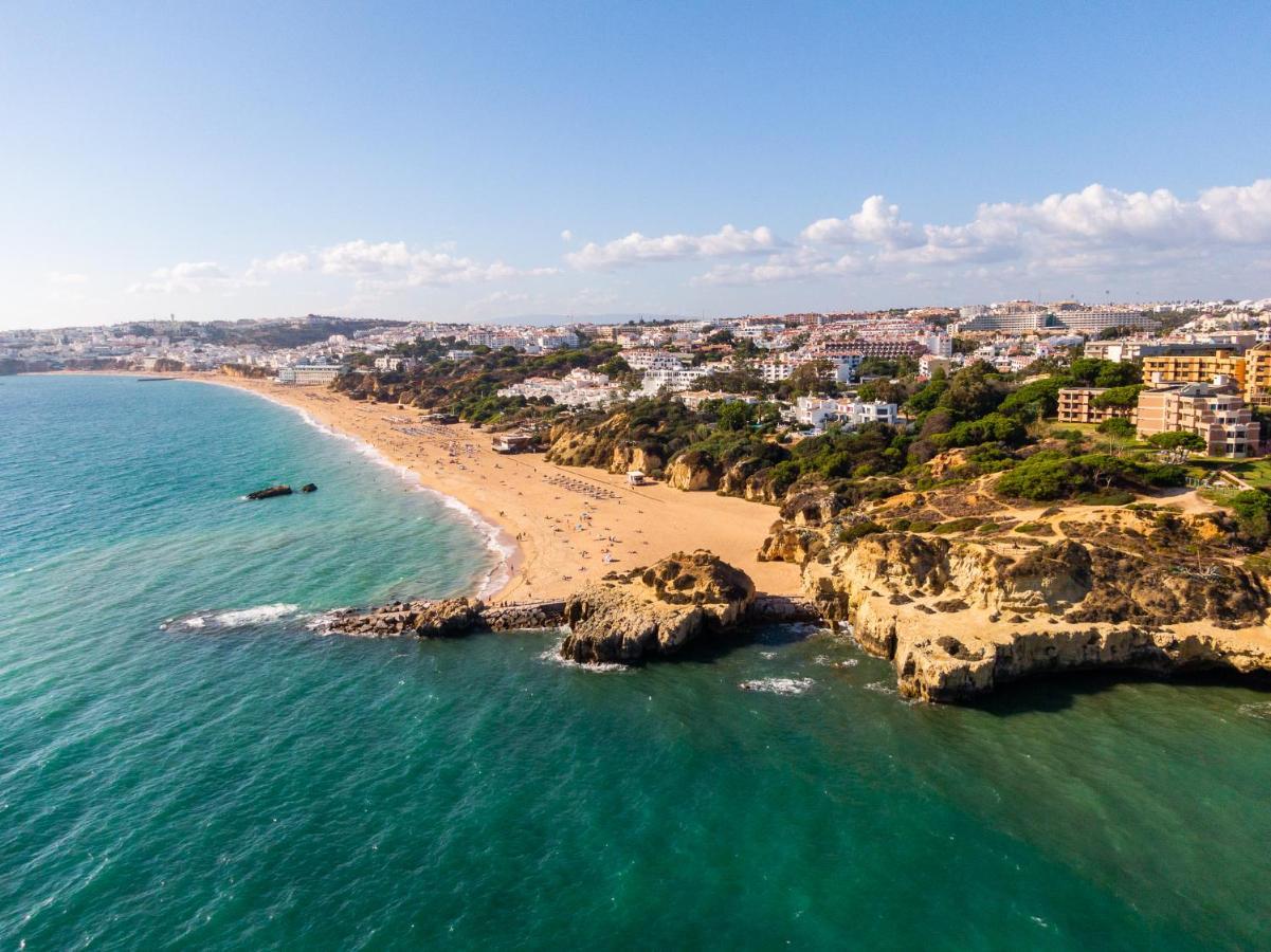 Cordeiro - Heated Pool - Free Wi-fi - Air Con Villa